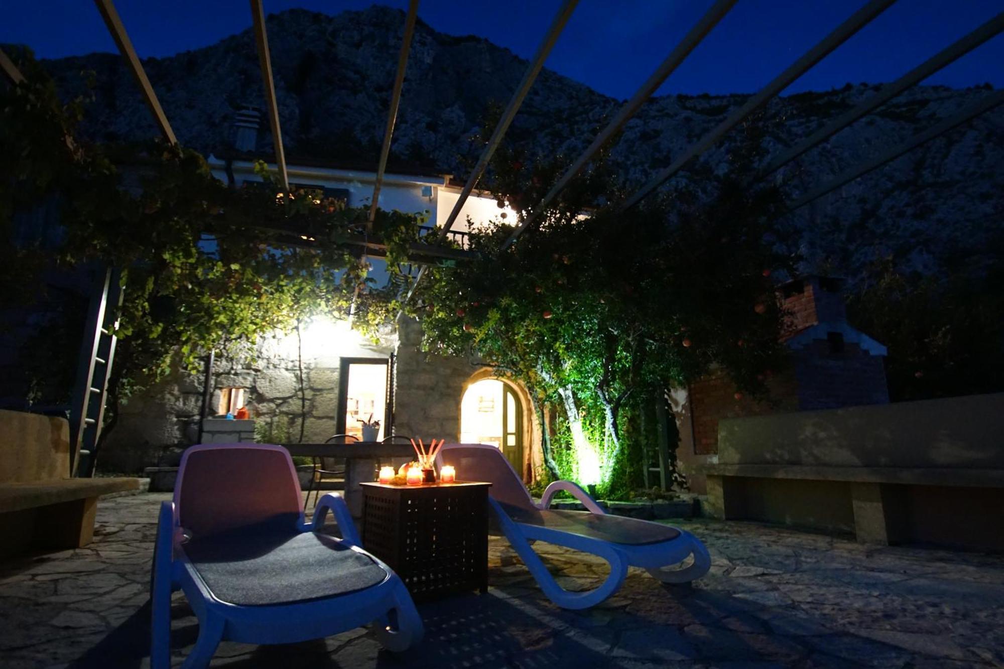 House Dida Mate - Cozy House In Nature With Heated Pool Tučepi Екстериор снимка
