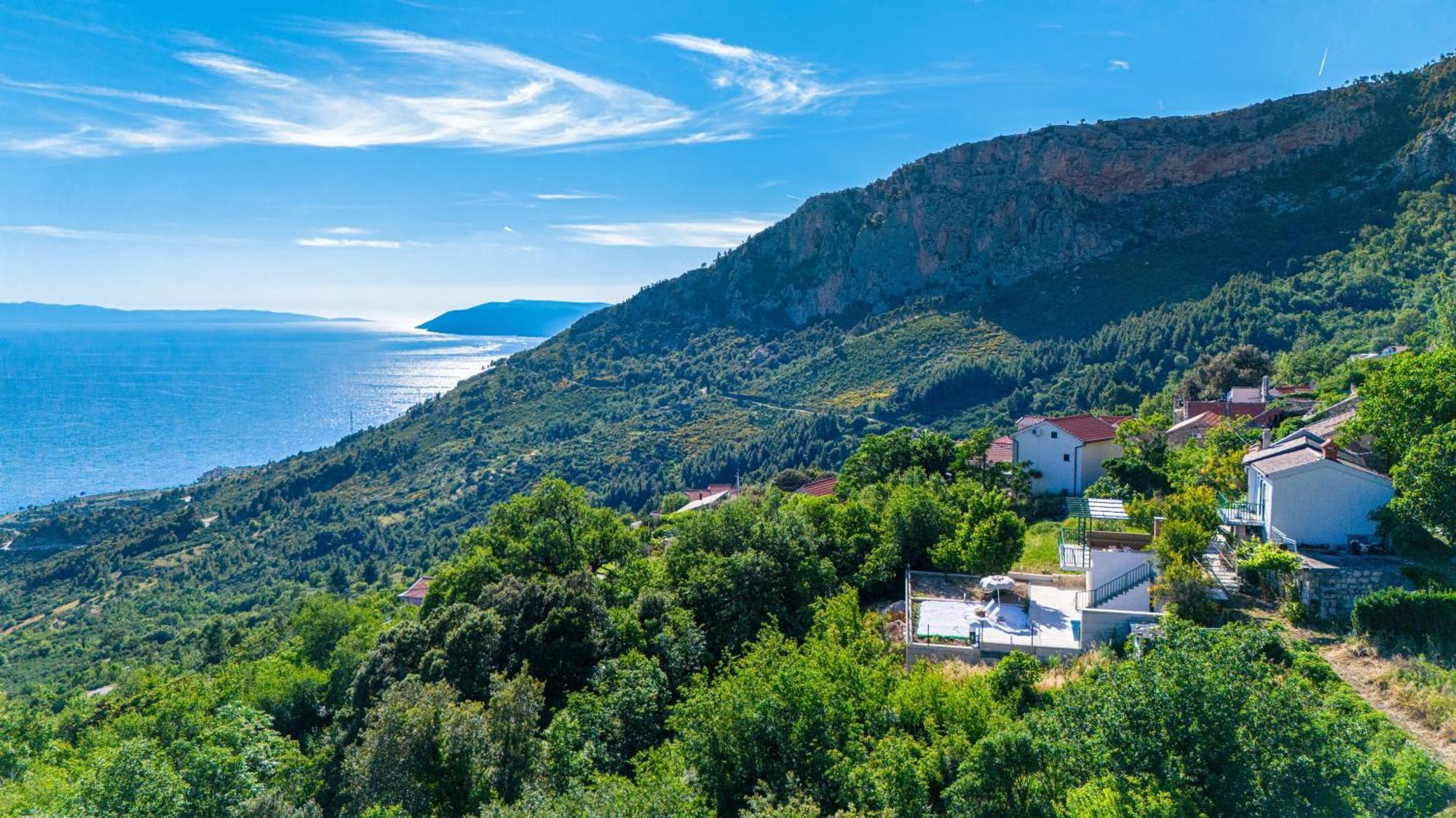 House Dida Mate - Cozy House In Nature With Heated Pool Tučepi Екстериор снимка