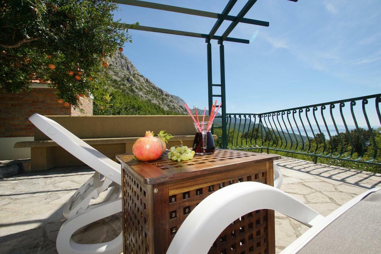 House Dida Mate - Cozy House In Nature With Heated Pool Tučepi Екстериор снимка