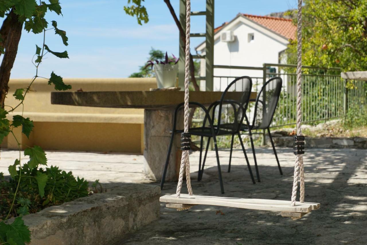 House Dida Mate - Cozy House In Nature With Heated Pool Tučepi Екстериор снимка